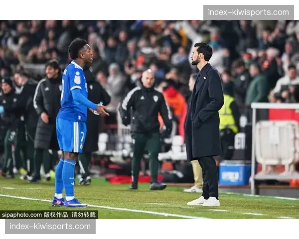 巴萨客场1比2负皇家社会 十一连胜纪录遭终结 巴萨客场1比2负皇家社会 十一连胜纪录遭终结