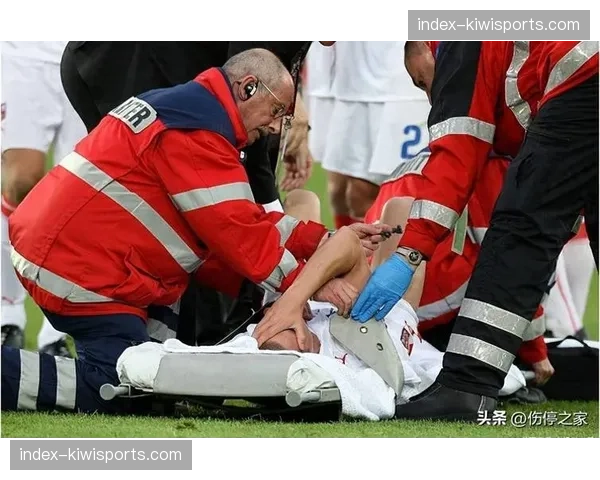 瓦伦西亚后防体系近乎瘫痪 五名后卫同时伤缺创纪录 瓦伦西亚后防体系近乎瘫痪 五名后卫同时伤缺创纪录