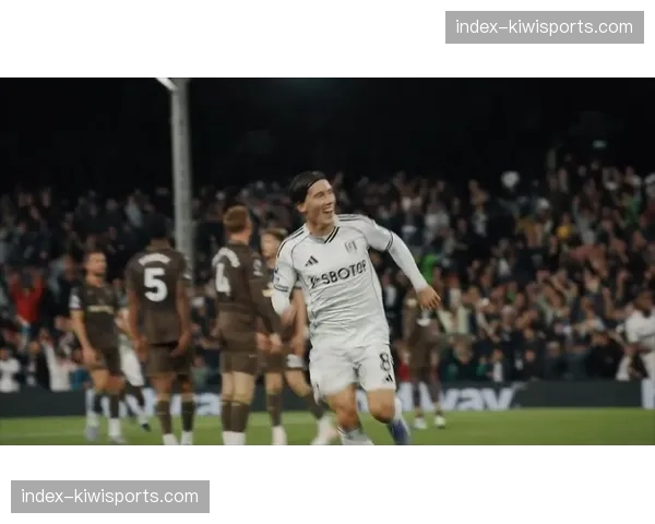 利物浦富勒姆哈里威尔逊兜射打高，客队错失扳平良机